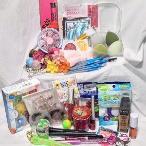 SUPER GLAM MYSTERY BOX